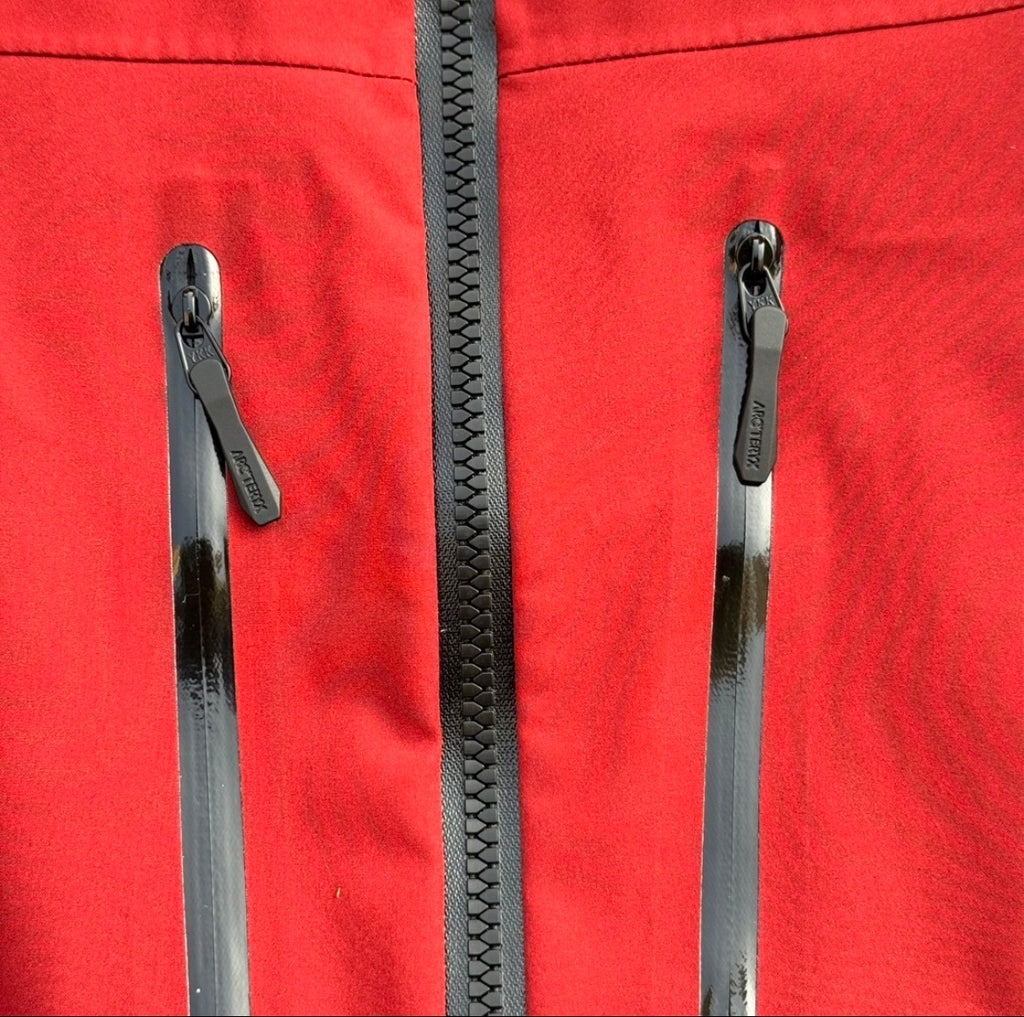 Arcteryx Sv alpha 7 red