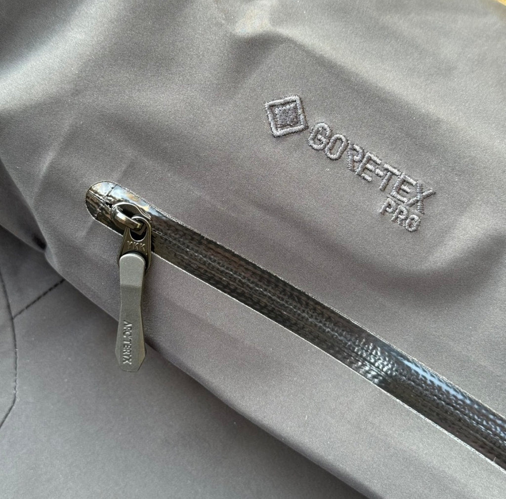 Arct Alpha Sv 6 Black (Gold)