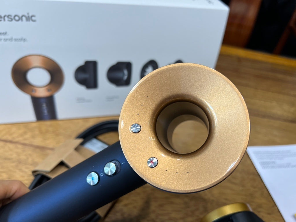 Dy’son HD15 hair dryer ( black/gold)