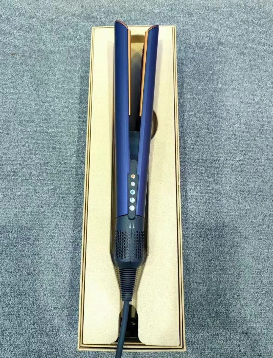 Dy’son HS06 Airstrait