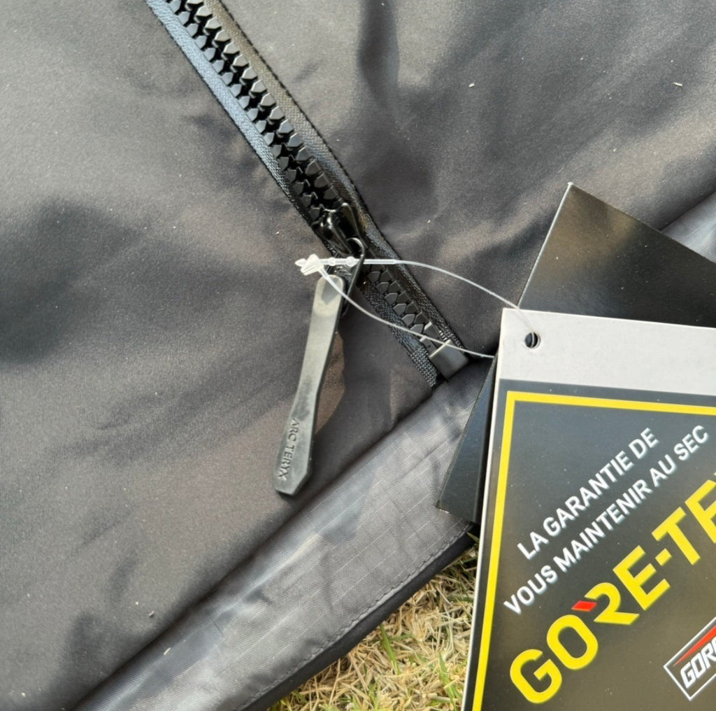 Arct Alpha Sv 6 Black (Gold)