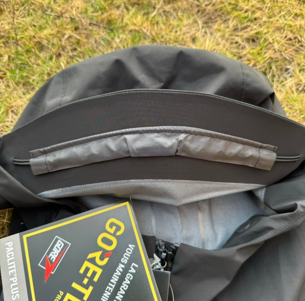 Arct Alpha Sv 6 Black (Gold)