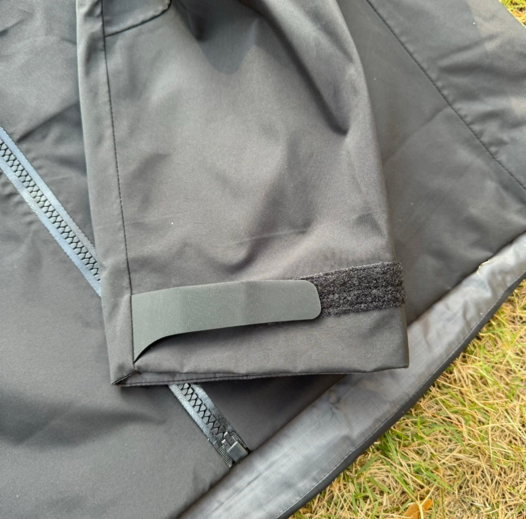 Arct Alpha Sv 6 Black (Gold)